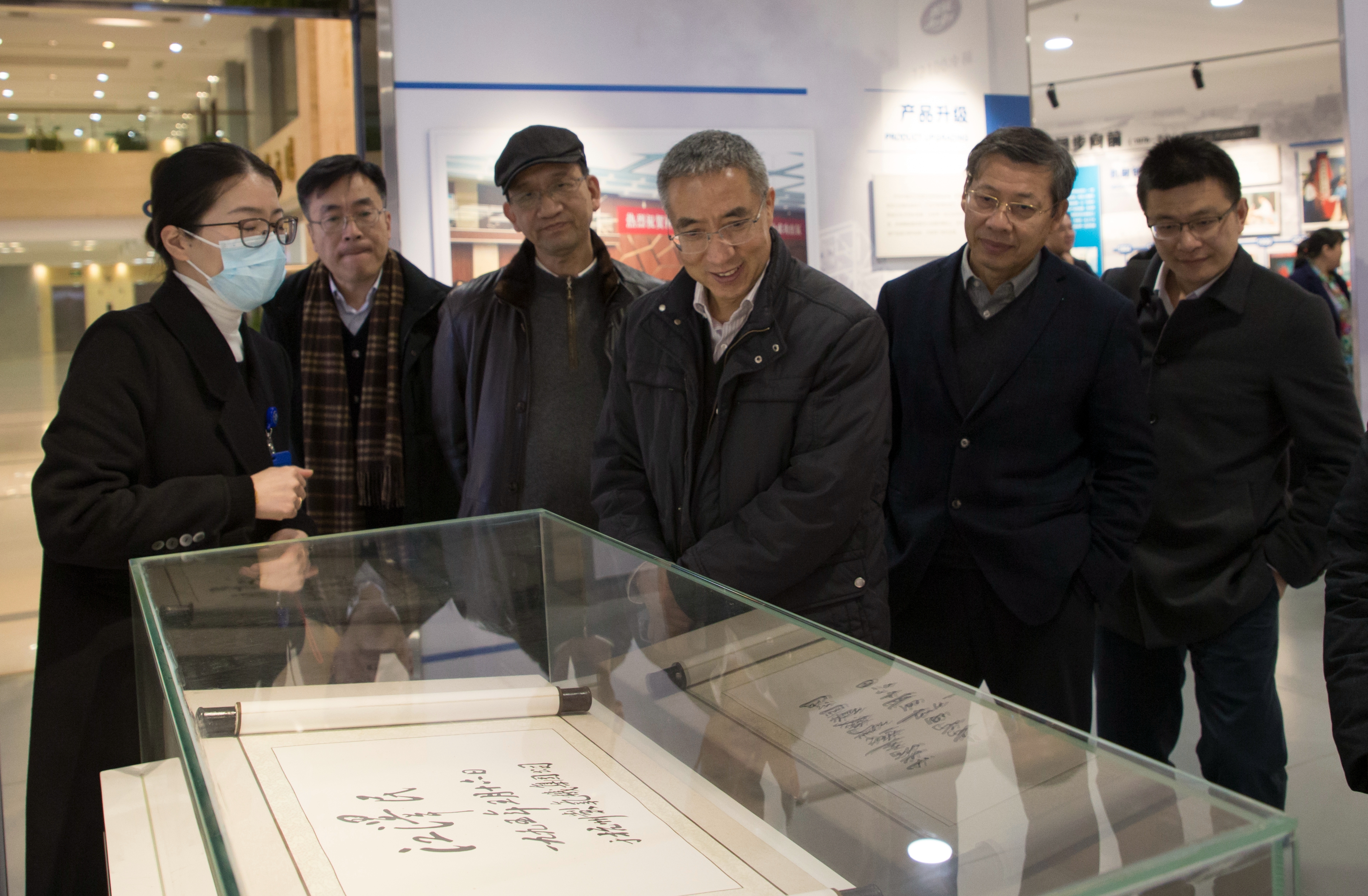 院士專家進(jìn)杭氧 產(chǎn)教融合促發(fā)展(圖1)